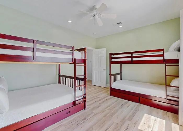 Holiday home Luxury Beachfront Duplex In Morgan - Pool Elevator And Wedding-friendly