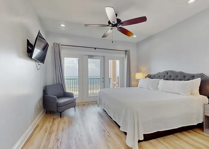 Luxury Beachfront Duplex In Morgan - Pool Elevator And Wedding-friendly Gulf Shores