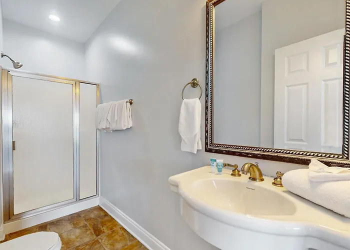 Holiday home Luxury Beachfront Duplex In Morgan - Pool Elevator And Wedding-friendly